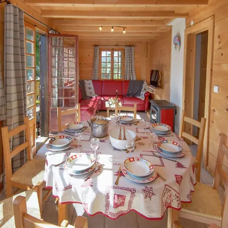 Chalet In Chatel Near Les Portes Du Soleil 샬레 Châtel