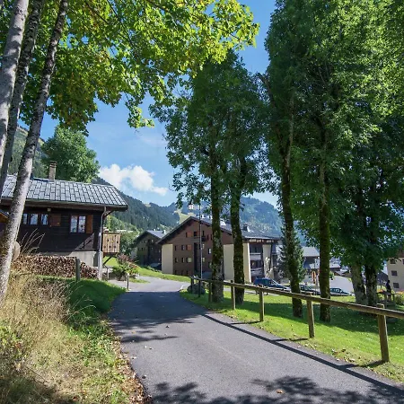 Chalet In Chatel Near Les Portes Du Soleil 샬레 Châtel
