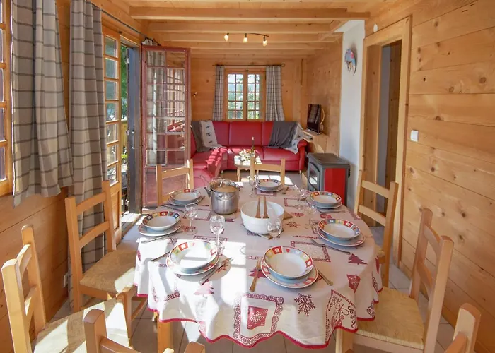 Chalet In Chatel Near Les Portes Du Soleil 샬레 Châtel