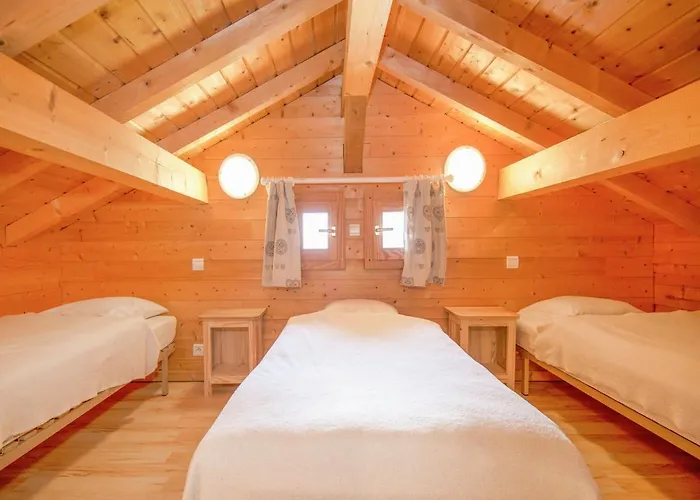 شاليه Chalet In Chatel Near Les Portes Du Soleil شاتيل